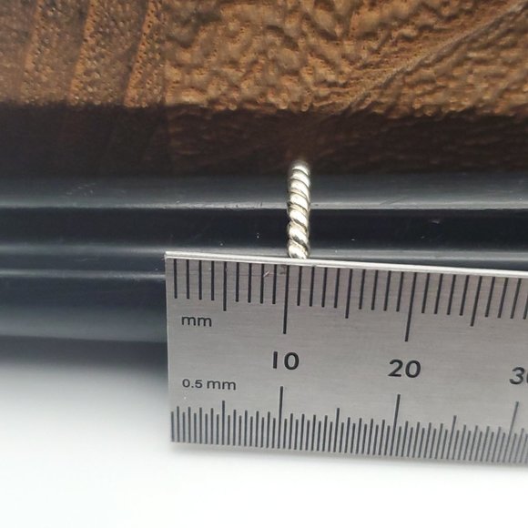 Size 5.5 925 Sterling Silver Plain Braid Ring - Picture 5 of 6